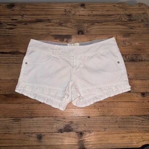 CI Sono by Cavalina Women's White Shorts Ruffle Leg 3 Button Sz Med